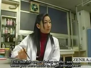 Subtitled oděná žena nahý mužské japonská máma jsem rád šoustat mistr klovaný pták inspection